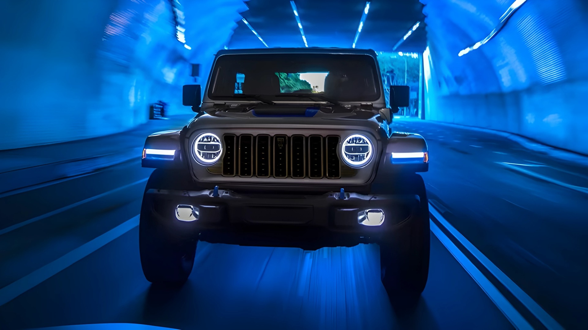 The Front Profile Of A 2024 Jeep Gladiator 4xe (Credits Jeep)