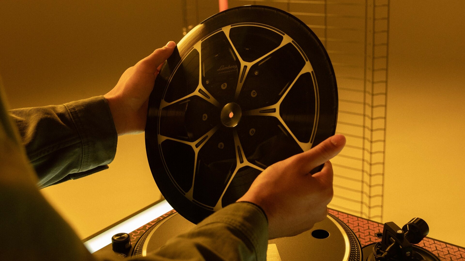 The Picture Disk Vinyl Illustrating The Tire Of A Lamborghini Revuelto