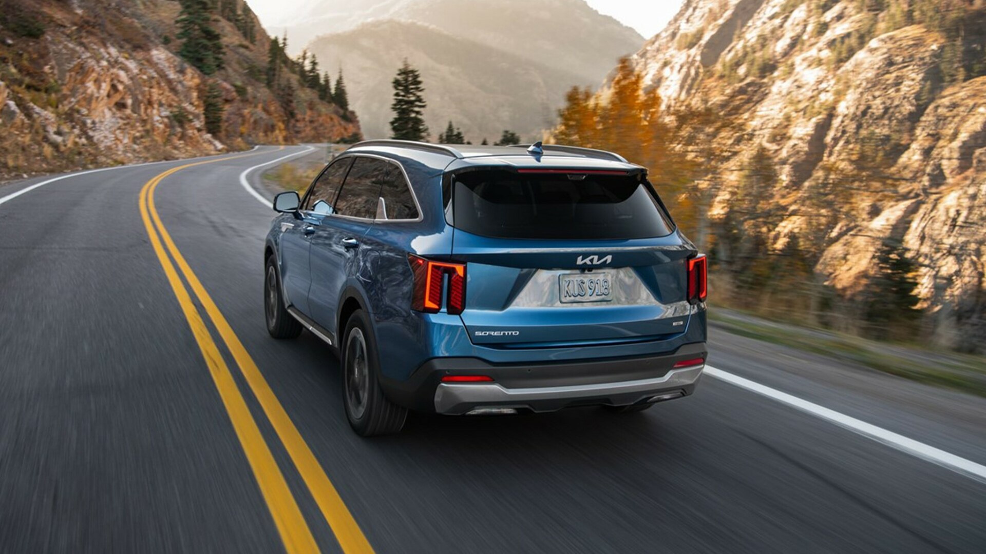 The Rear And Side Profiles Of The 2025 Sorento