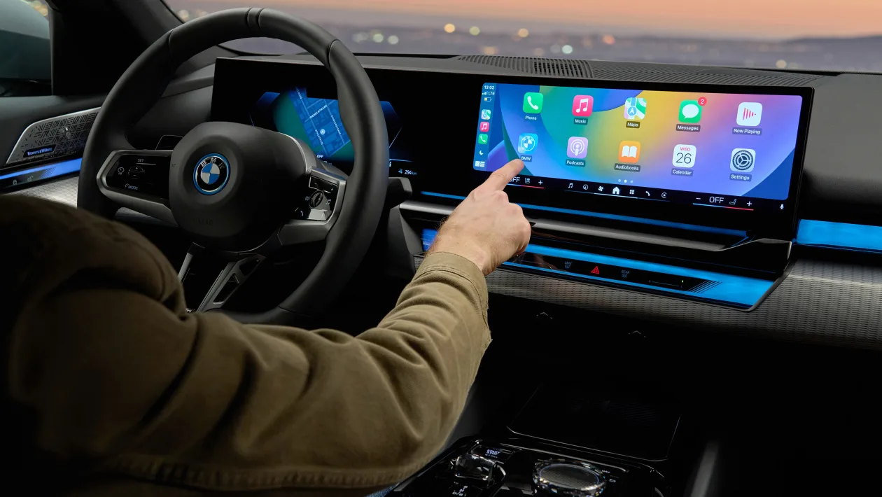 Exploring the Functions of Apple CarPlay in Modern Vehicles