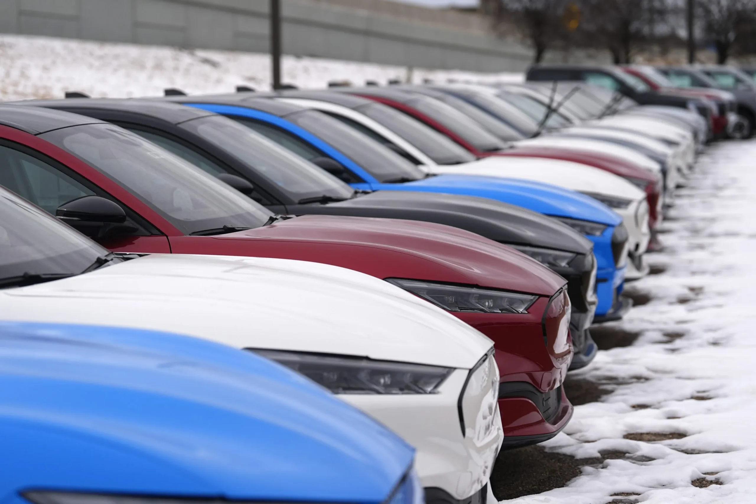 Understanding the Drop in New Car Prices in April 2024