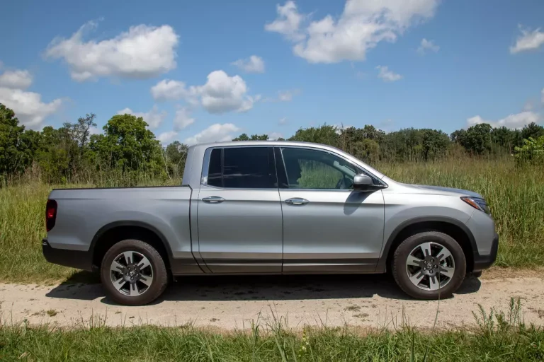 Rearview Camera Glitch Prompts Honda to Recall Almost 200,000 Ridgelines