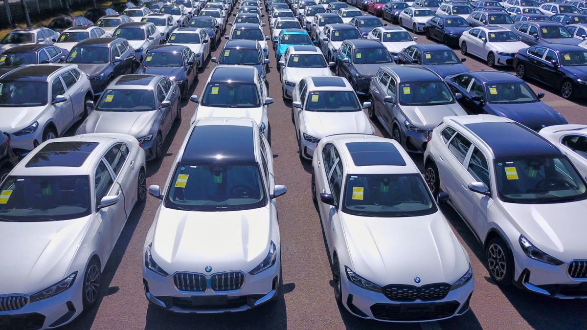 Investigation Finds BMW, JLR, VW Linked to China's Forced Labor
