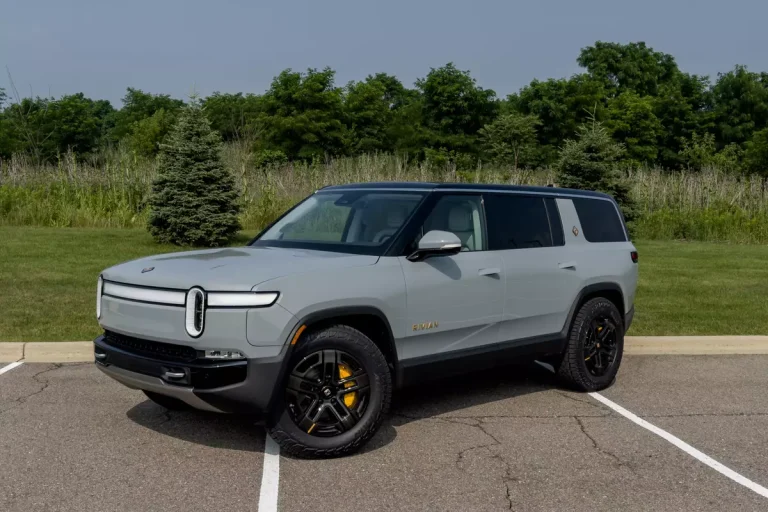 Rivian Secures Massive Incentives for Illinois Expansion, Stock Surges