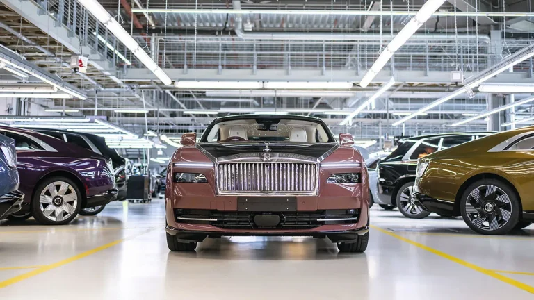 Rolls-Royce to Expand Facility for Tailored Car Designs