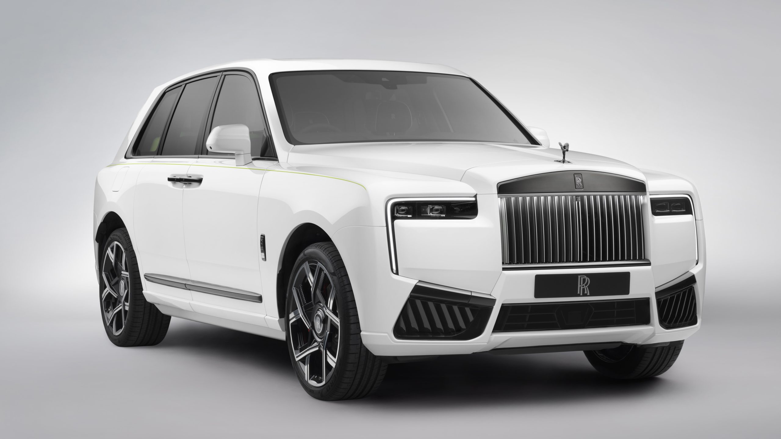 The Return of the Blacked-Out Rolls-Royce Cullinan Black Badge