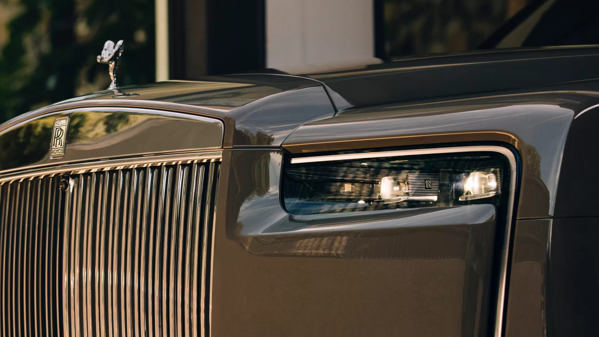 The Return of the Blacked-Out Rolls-Royce Cullinan Black Badge