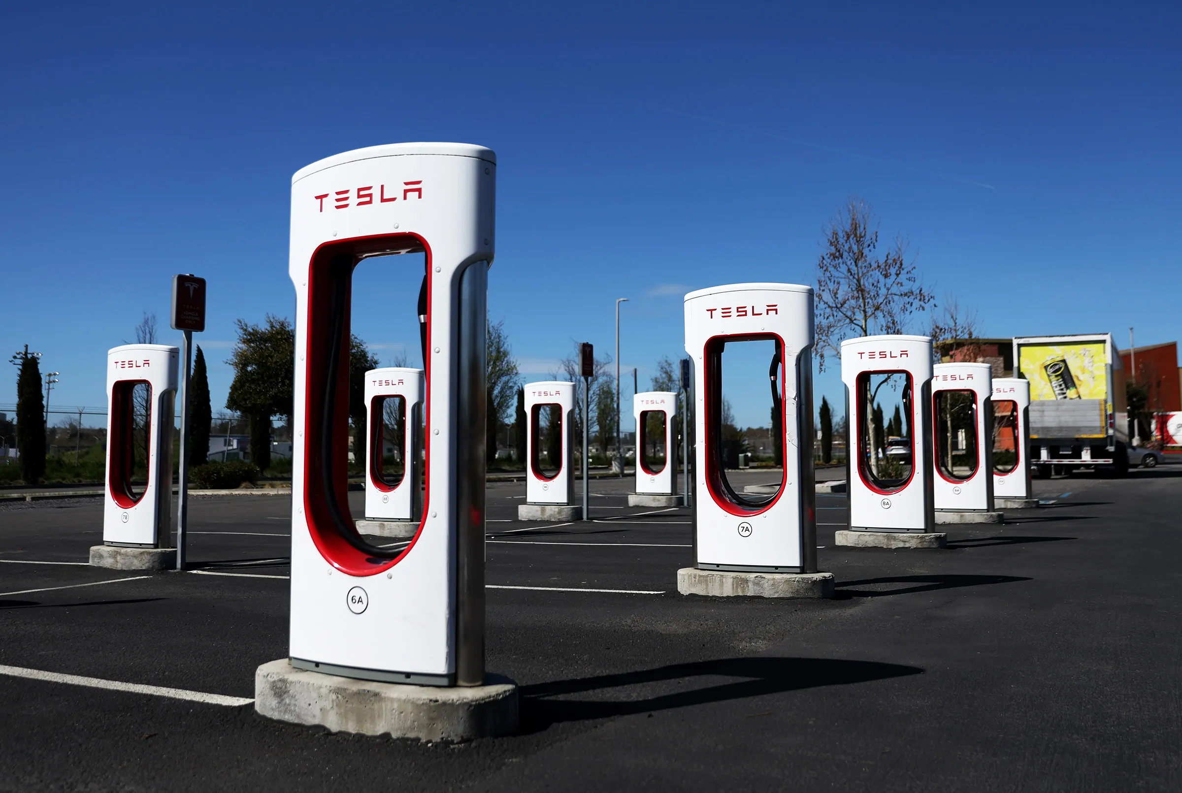 Tesla to Continue Supercharging Network Expansion Despite Team Changes
