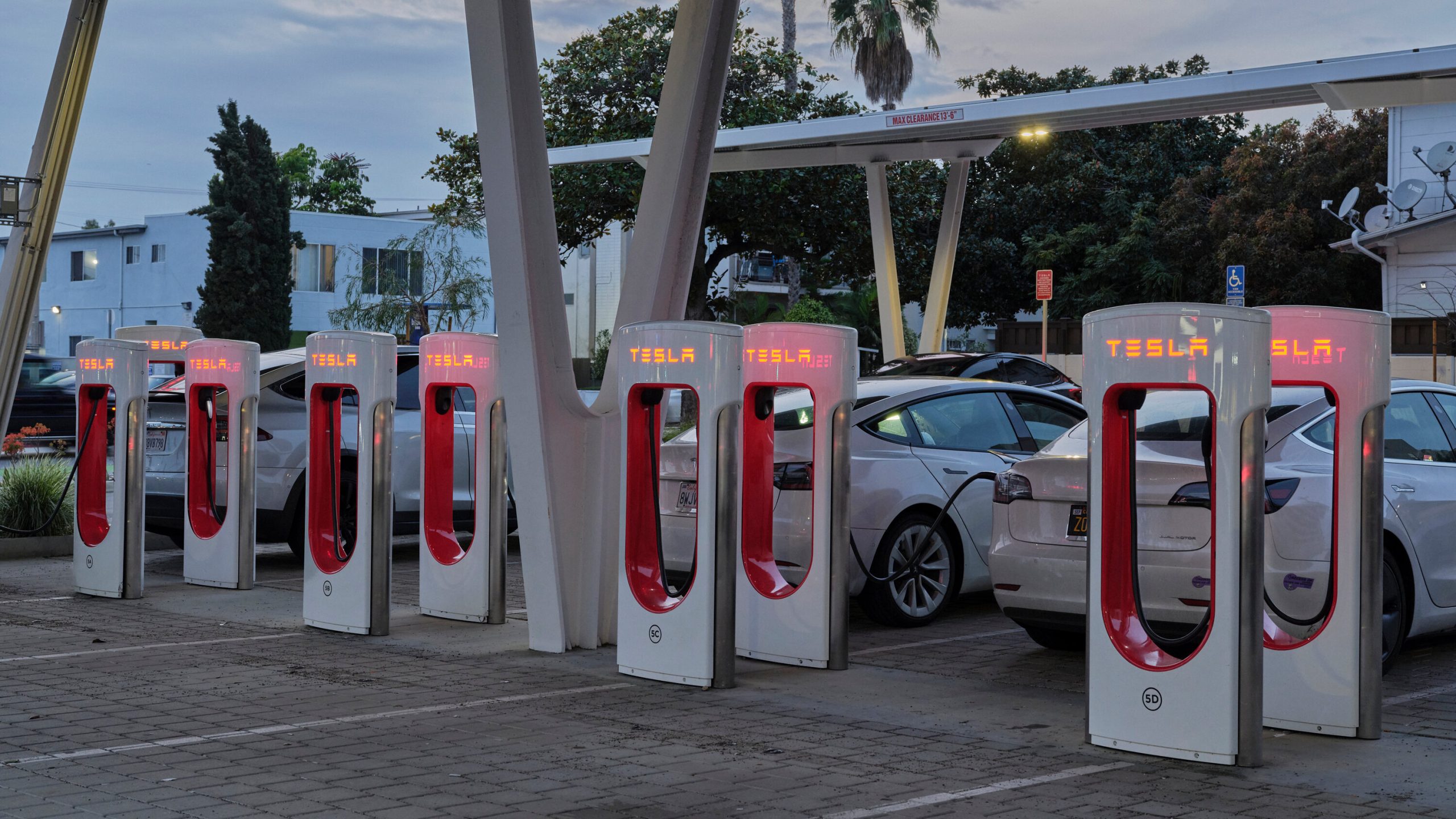 Exploring Elon Musk's Move to Dissolve the Supercharger Team