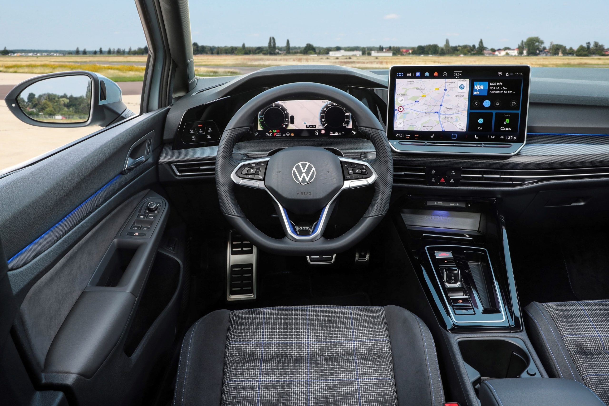 2025 Volkswagen Golf Updates