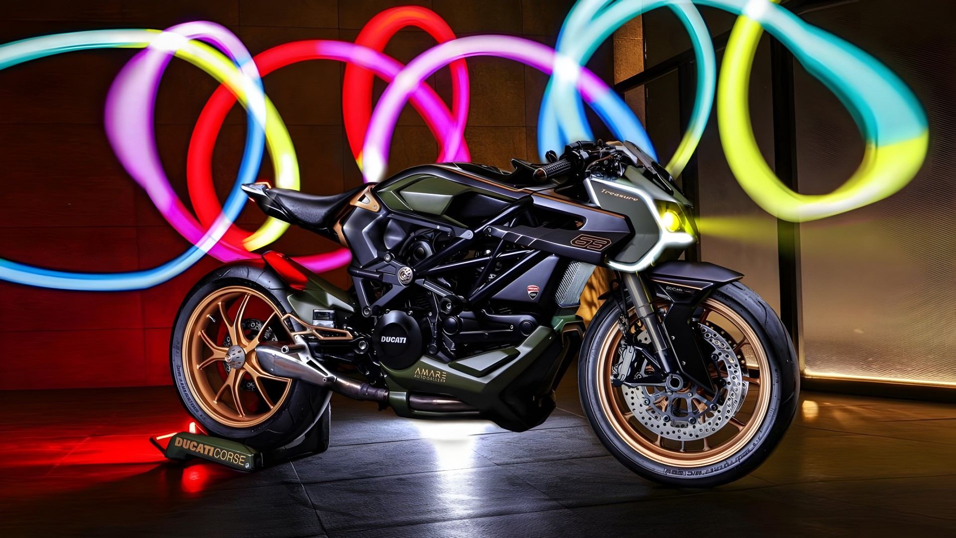 Lambo Inspired by Cafe Racer A 10-Year-Old Ducati Underneath (Via Ducati)