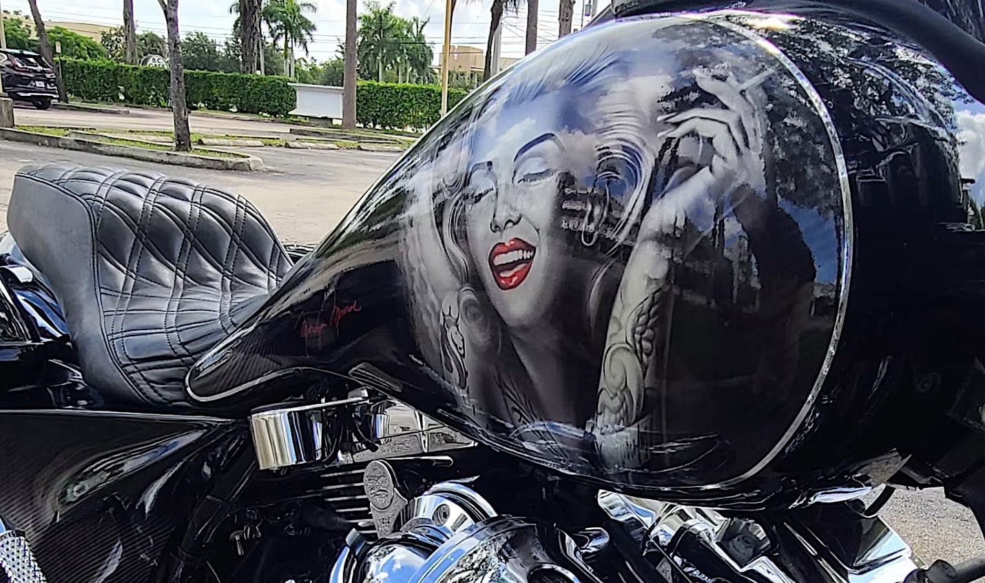 Custom Harley-Davidson Road King Featuring Marilyn Monroe