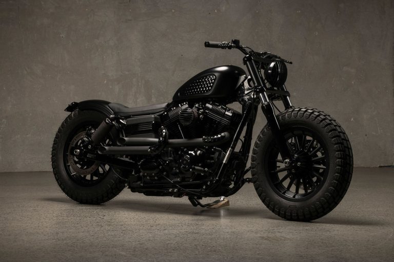 Justin Holmes' Custom 2011 Harley Dyna