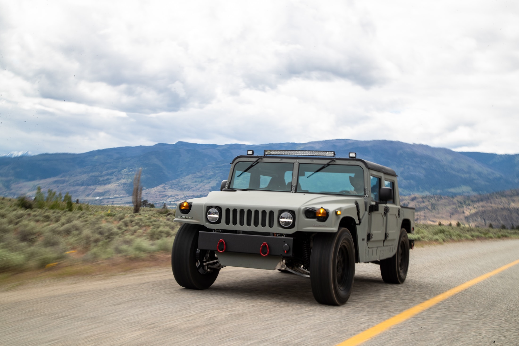 NAEV Introduces the 1,000 HP Eco-Friendly Cyber-Hummer