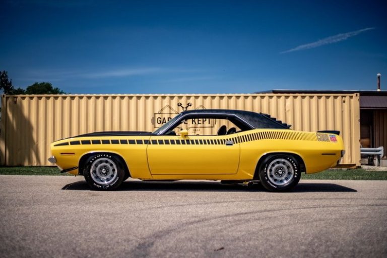 Plymouth AAR Barracuda