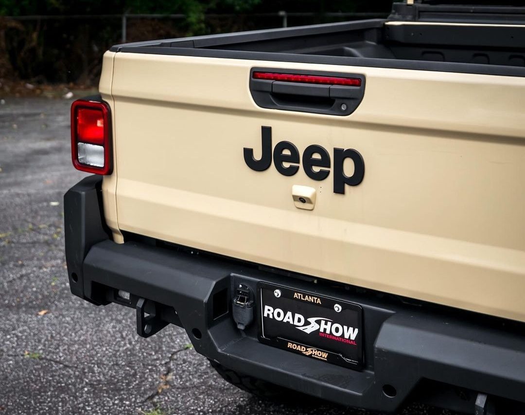 Roadshow International's Jeep Gladiator