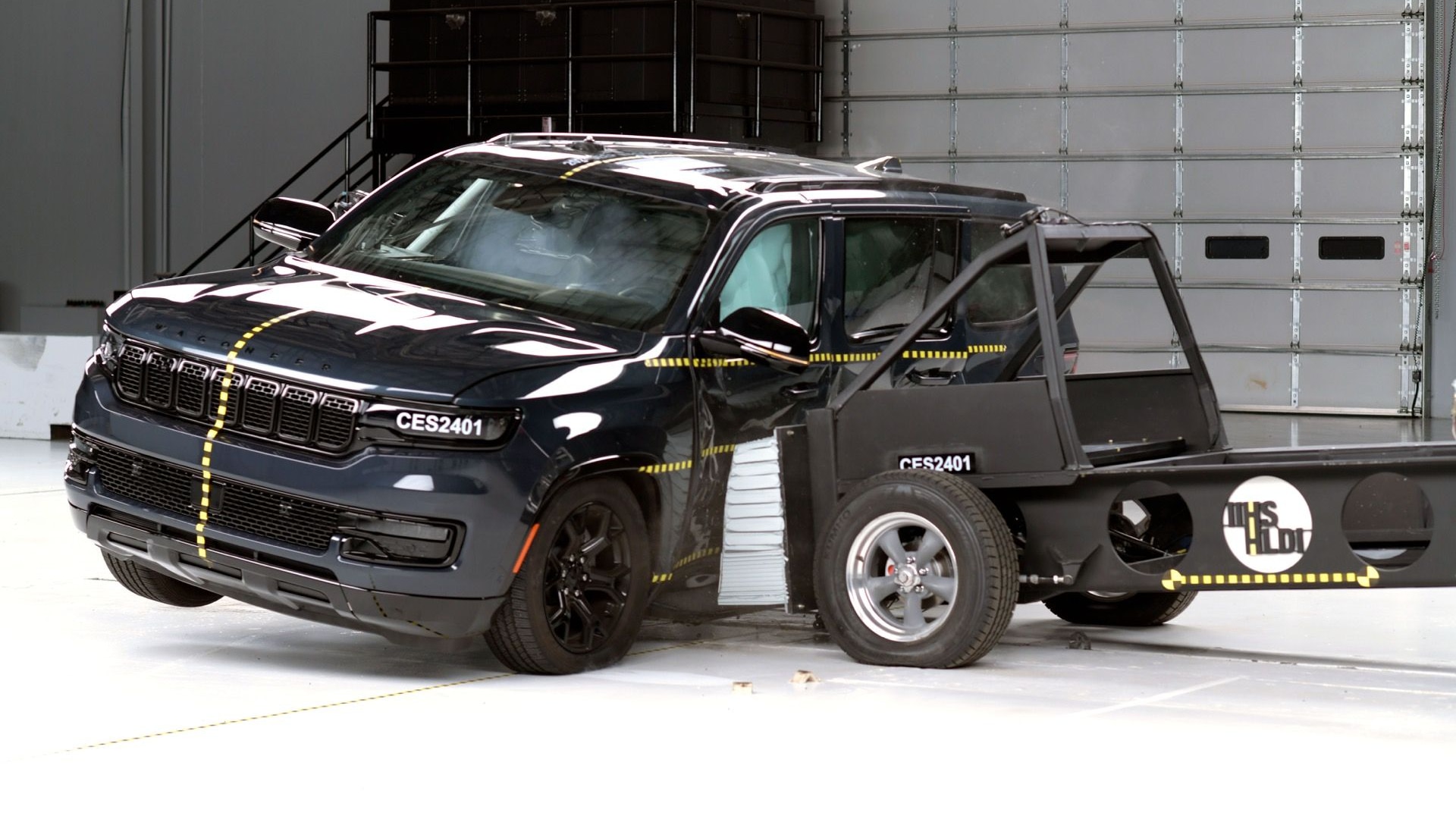 Jeep Wagoneer Tops IIHS Safety Ratings Among Large SUVs