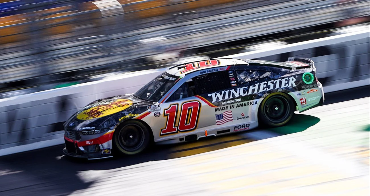 Noah Gragson Tops Iowa NASCAR Practice with Widespread Tire Problems