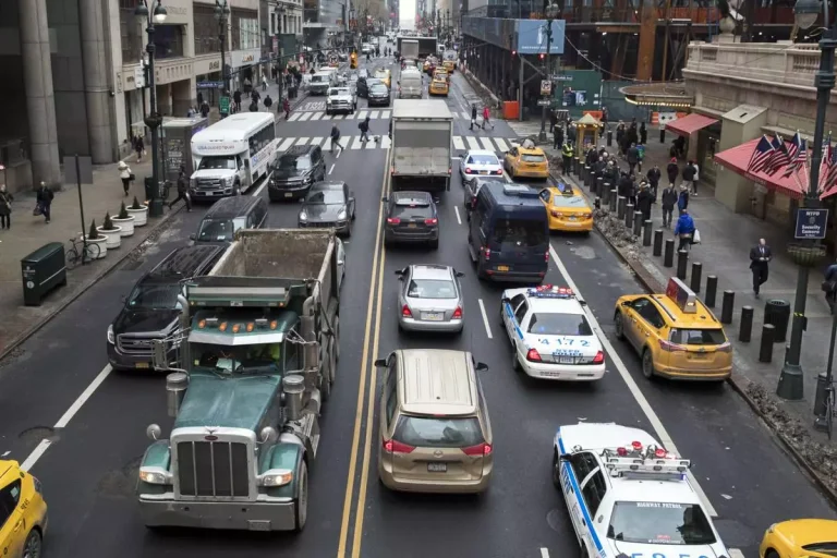 Manhattan Caught Off Guard as Governor Halts Congestion Pricing