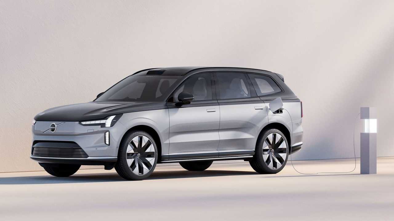 Long-awaited 2025 Volvo EX90 Starts Production After Previous Holdup