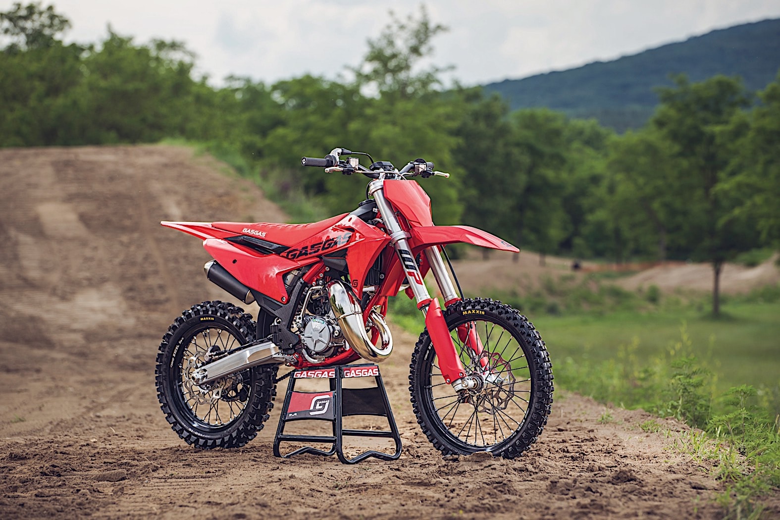 GasGas Redesigns MC 85 Motocross Bike: Enhanced Suspension and Engine ...