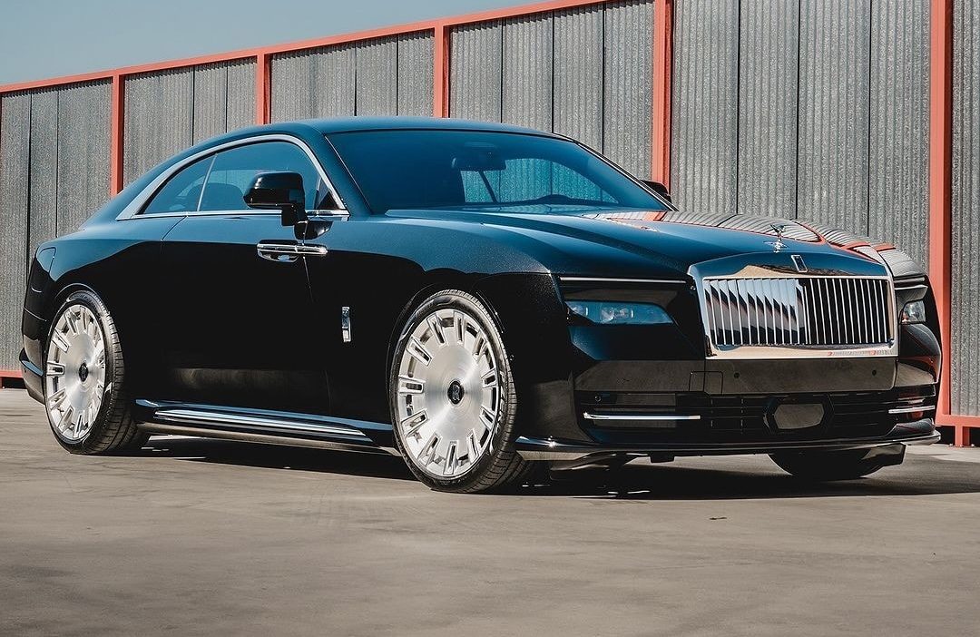 Upgrading Rolls-Royce Spectre