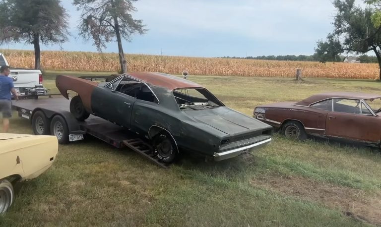 A Mostly Mopar Family YouTube1