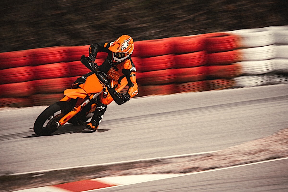 KTM0