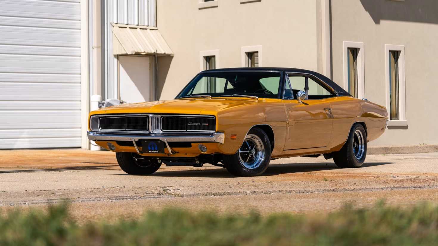 10 Classic Muscle Car Features That Deserve a Comeback