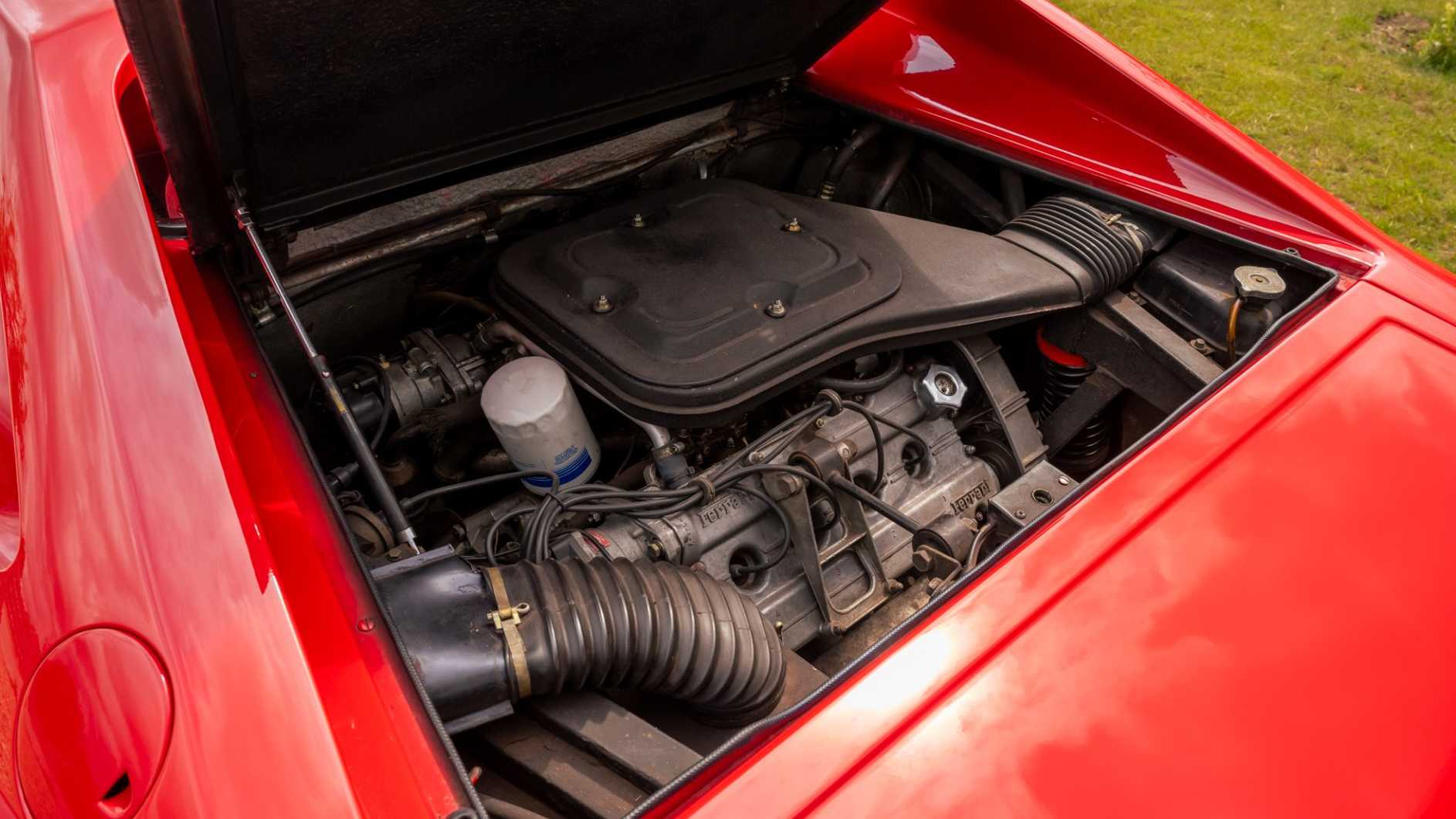 1975 ferrari dino 208 gt4