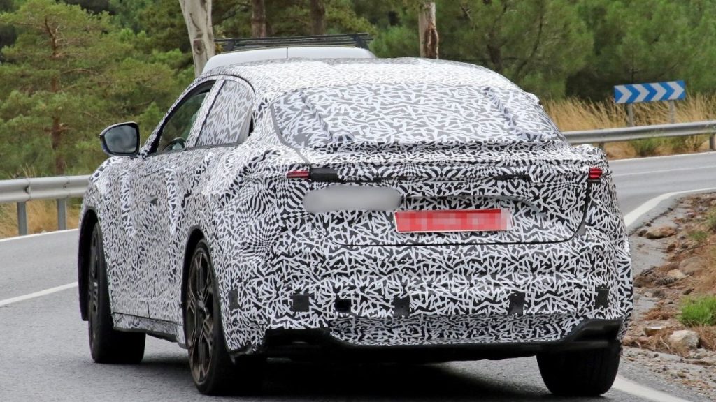 2025 Alpine A390 Electric Crossover: Power, Design, and Performance ...