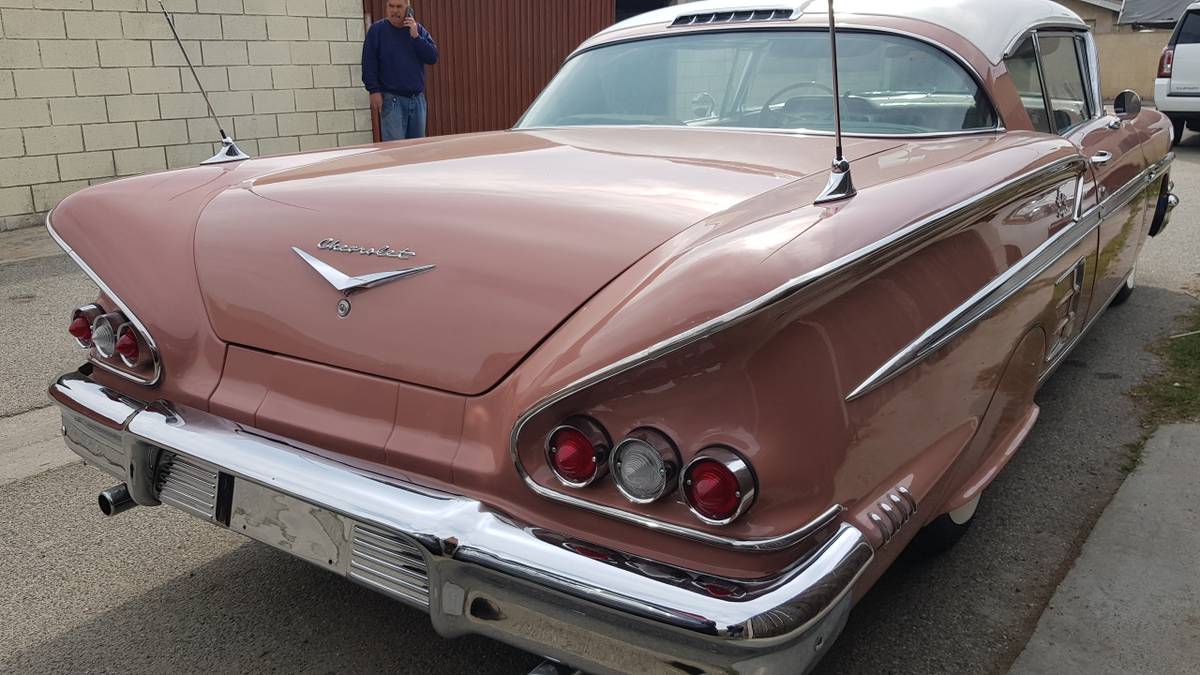 (1958 Chevrolet Impala)