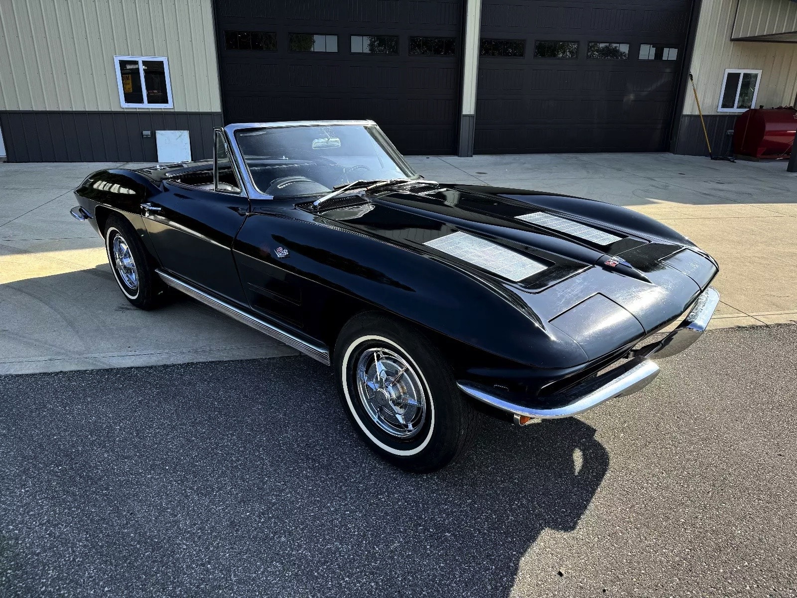 1963 chevrolet corvette selling at no reserve and everybody wants it 2