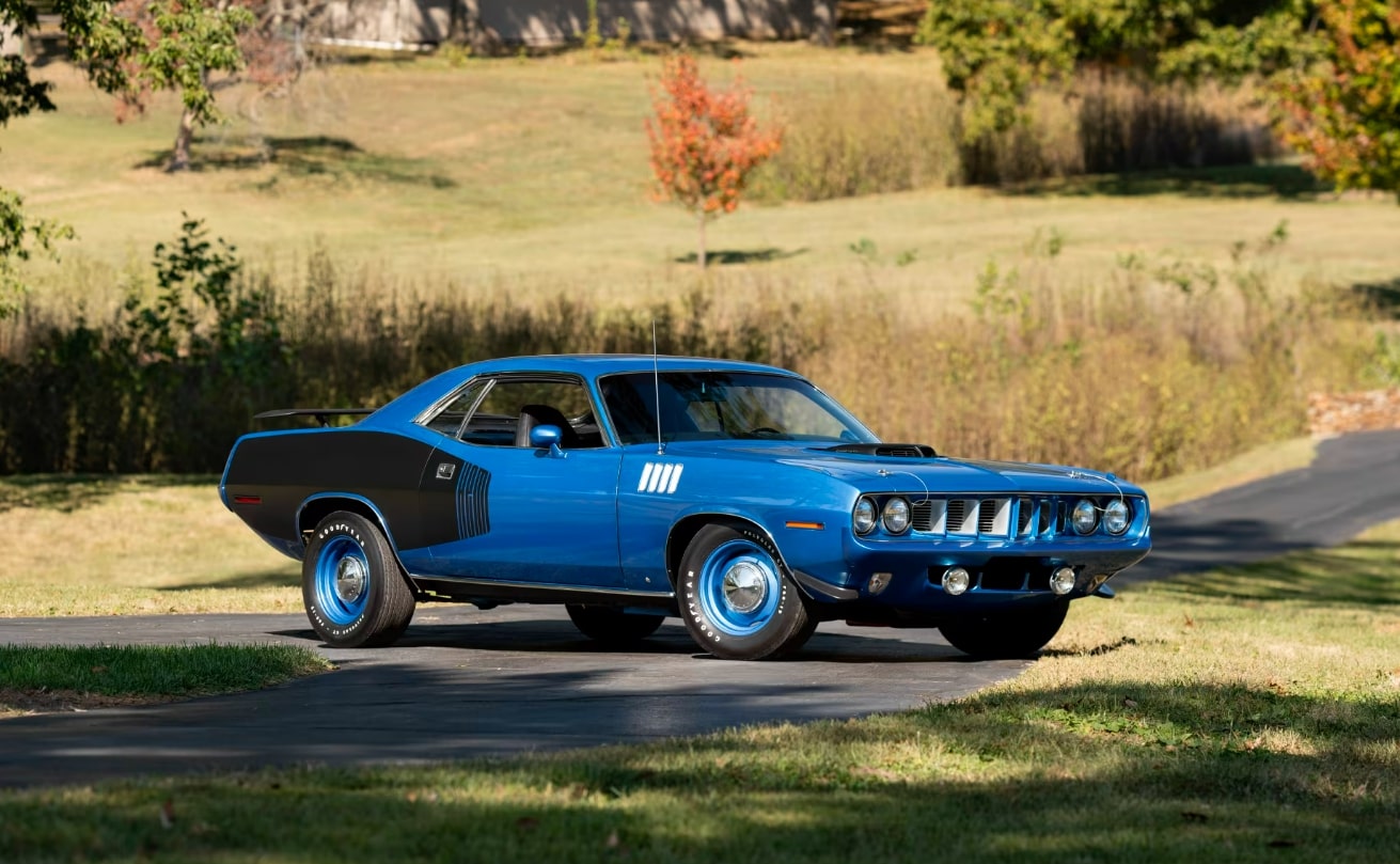 (1971 Plymouth Cuda)