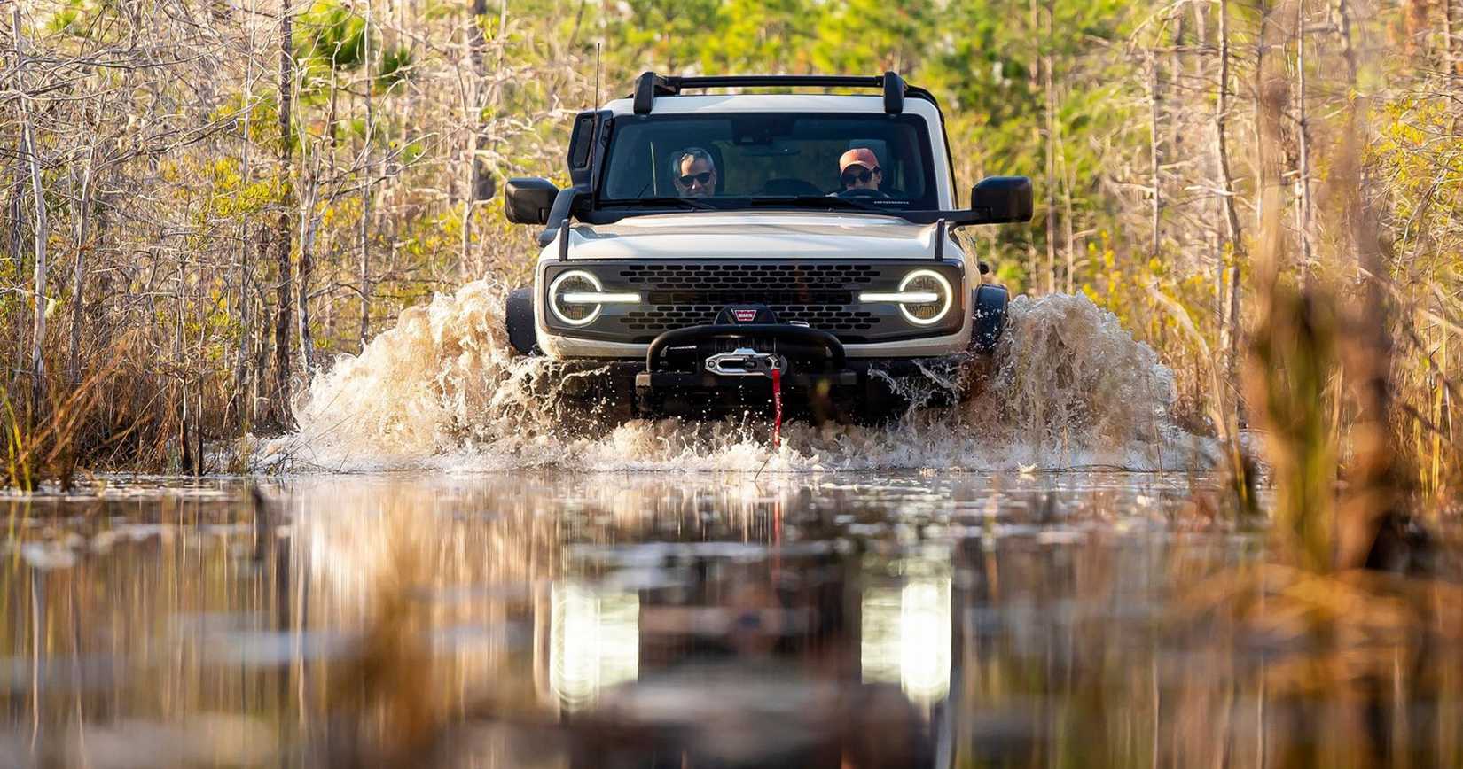 2025 Ford Bronco Base Returns with Revamped Powertrain Options