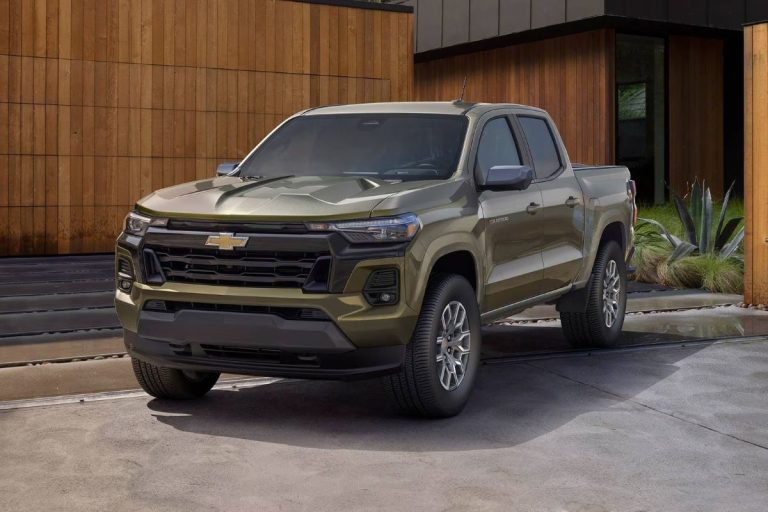 2025 Chevrolet Colorado 1