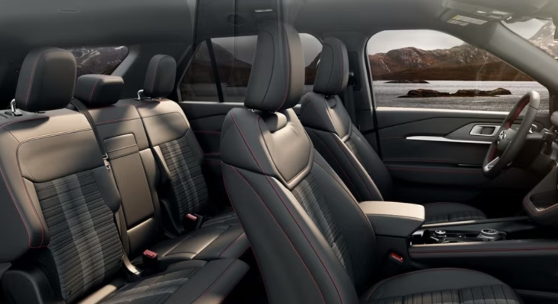 2025 Ford Explorer Enhances Technology and Comfort with Major Interior Redesign, but Third Row Comfort Lags