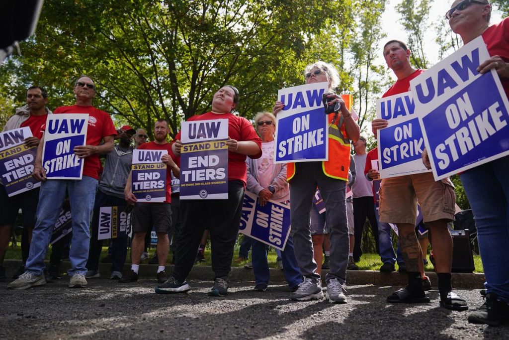 UAW Members Matt Rourke