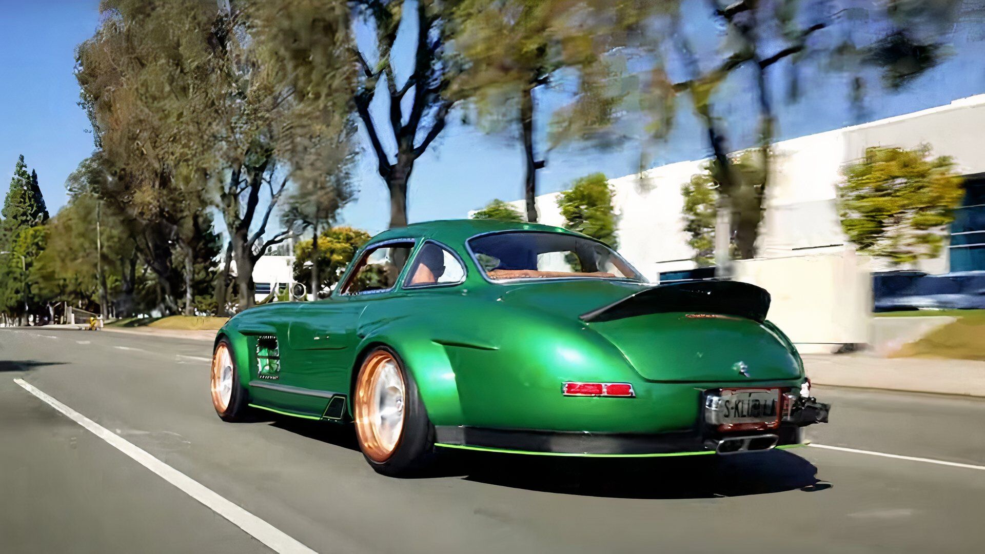 Mercedes 300SL Gullwing Reborn with AMG Muscle in $1 Million Restomod