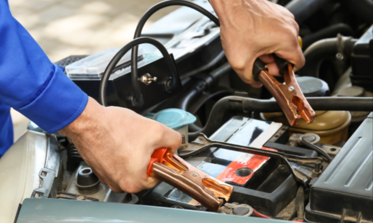 10 Easy Tips to Extend Your Car Battery Life and Avoid Unexpected Breakdowns