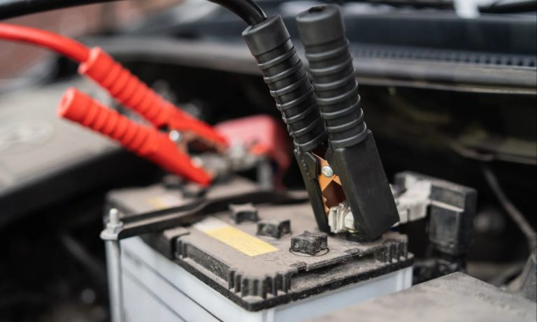 10 Easy Tips to Extend Your Car Battery Life and Avoid Unexpected Breakdowns