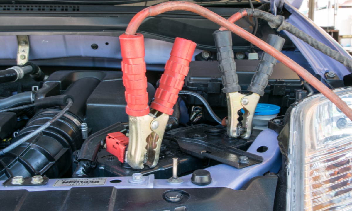 10 Easy Tips to Extend Your Car Battery Life and Avoid Unexpected Breakdowns