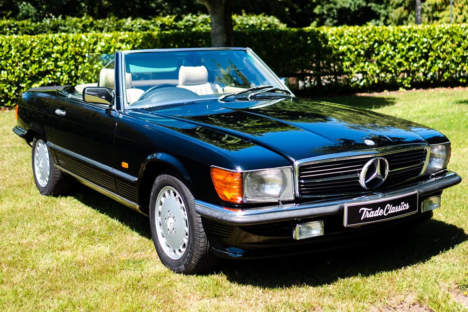 1989 2002 Mercedes Benz SL