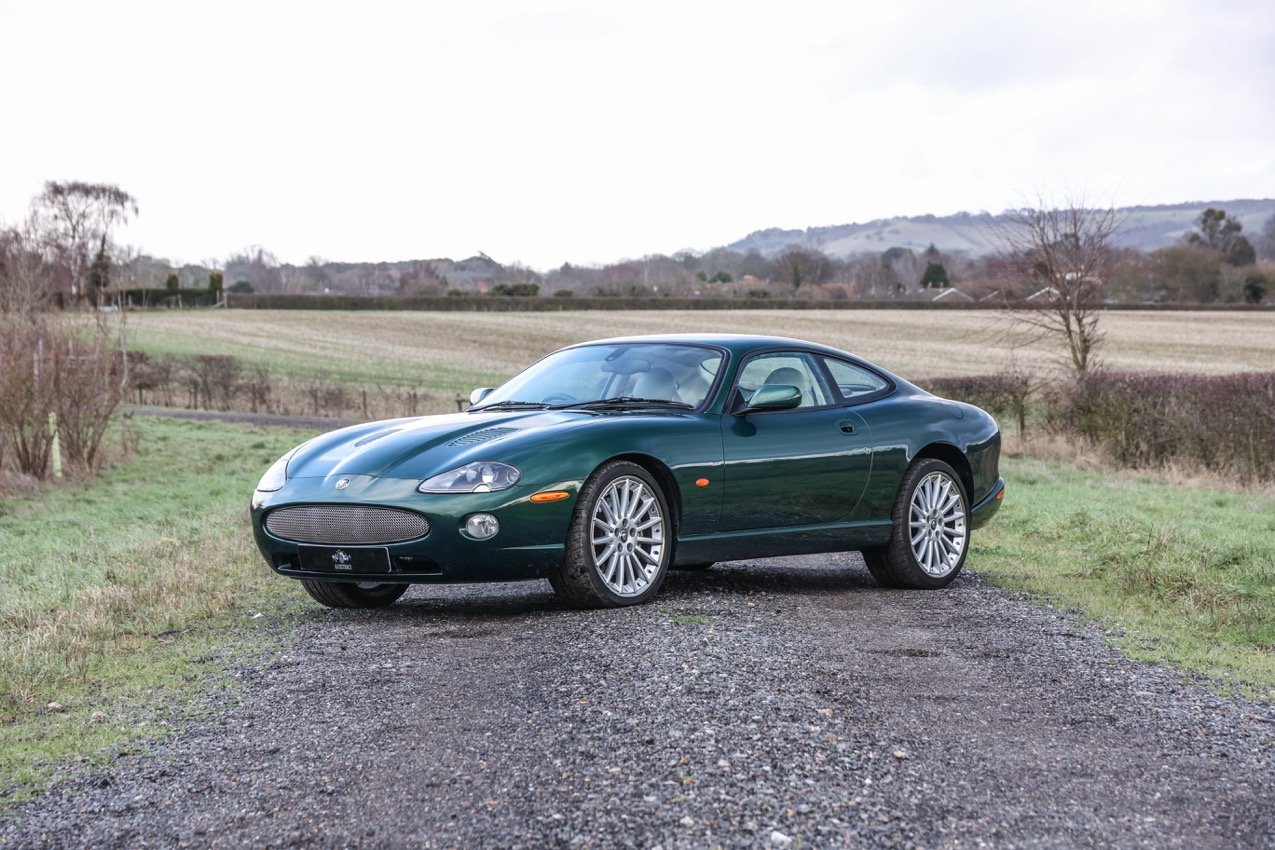 2000 2005 Jaguar XKR1