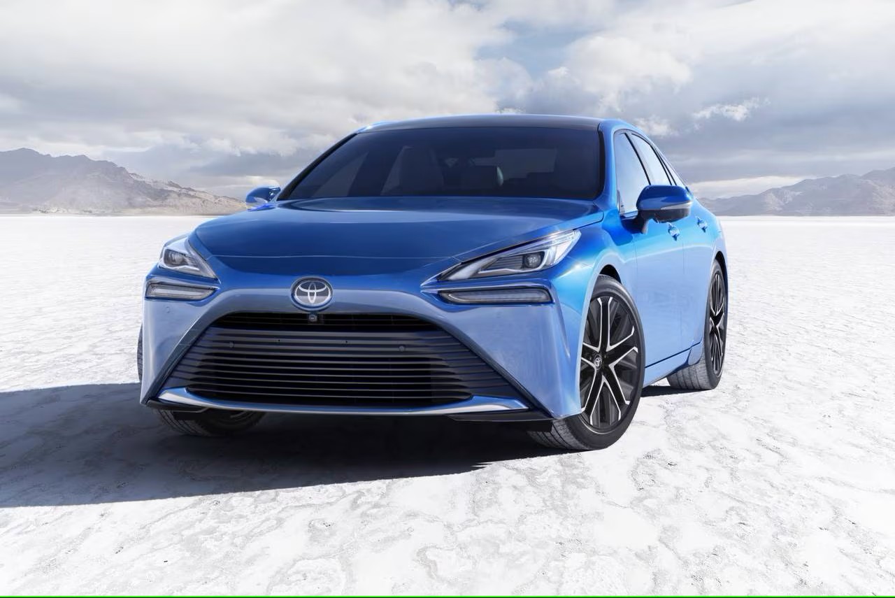 (2024 Toyota Mirai)