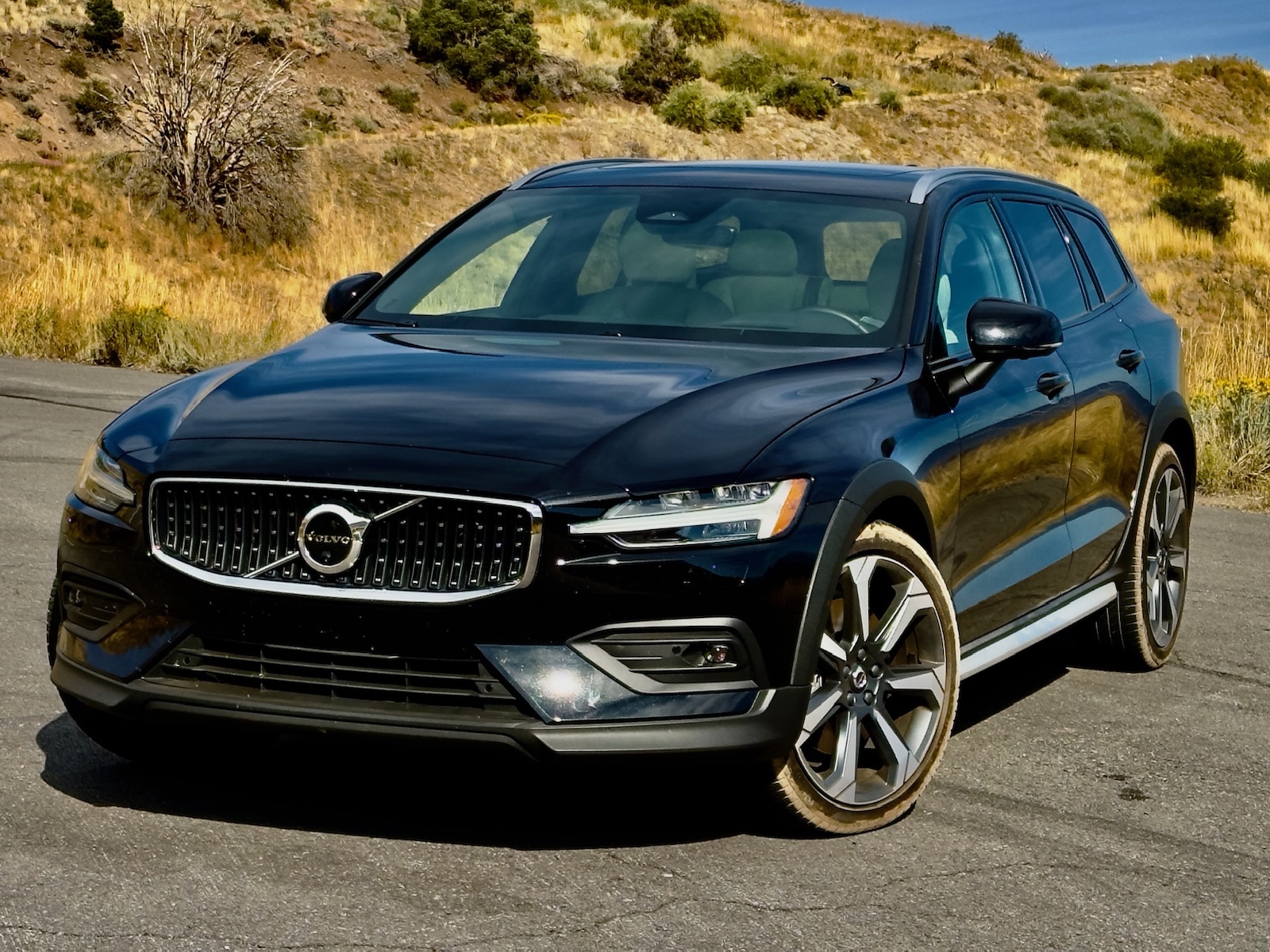 2024 Volvo V60 Cross Country