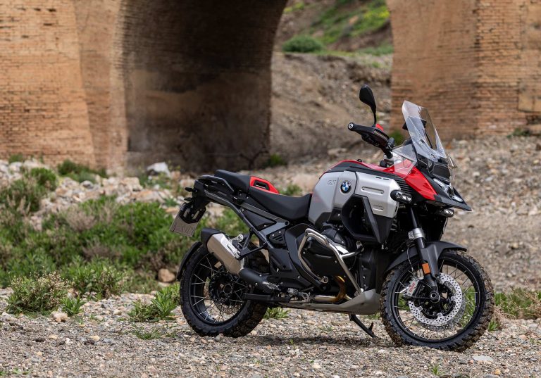 2025 BMW R 1300 GS Adventure Review Highlights Performance, Comfort, and Touring Versatility1