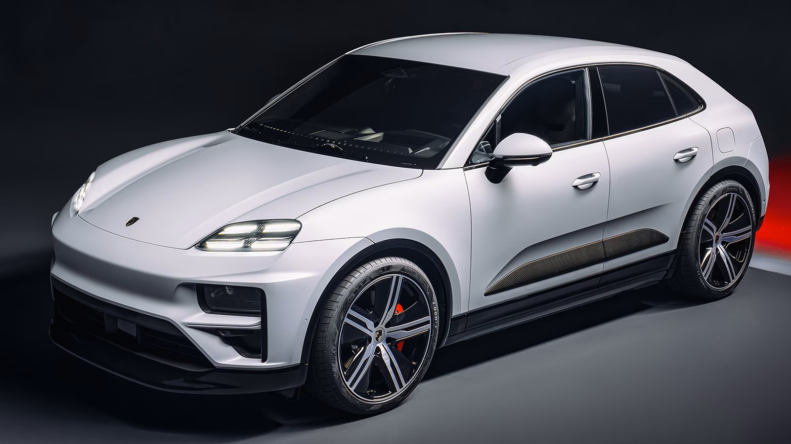 2025 Porsche Macan EV