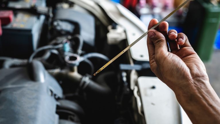 5 Common Signs Your Car Needs an Oil Change and Maintenance Checks You Might Be Overlooking