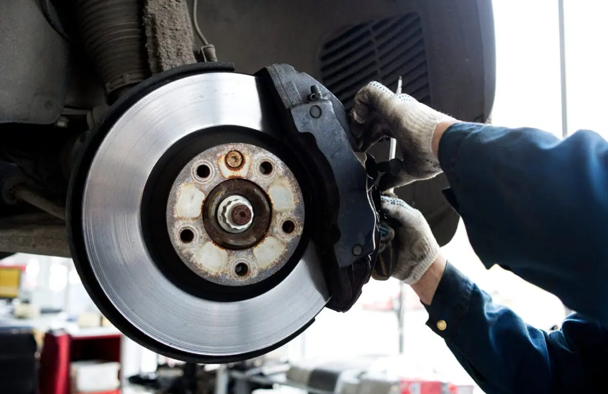 Extend the Lifespan of Your Brake Pads with Smart Driving Habits and Regular Maintenance